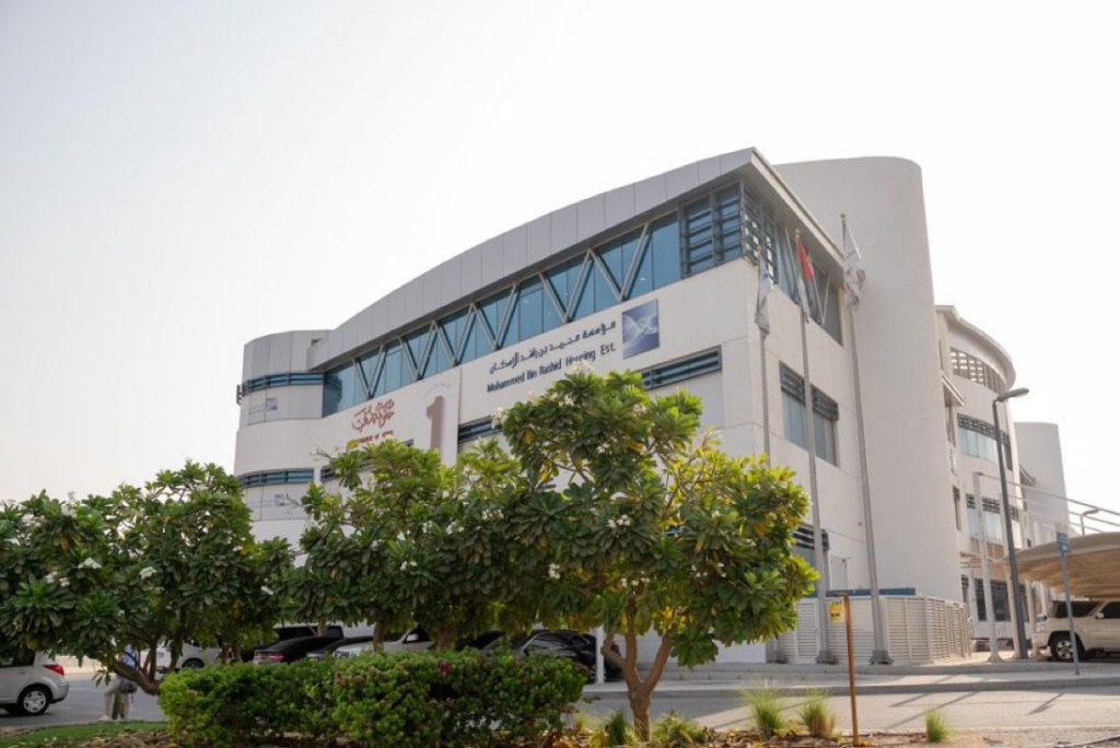 «محمد بن راشد للإسكان» تفوز بجائزة أفضل مركز اتصال حكومي بالشرق الأوسط 2023