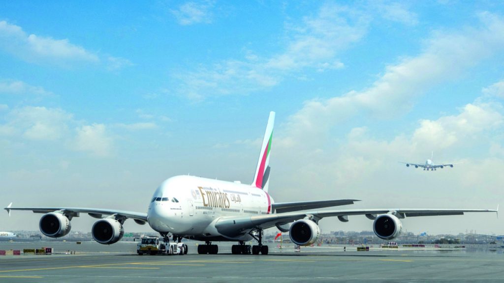 رحلات «كاملة العدد» إلى الإمارات