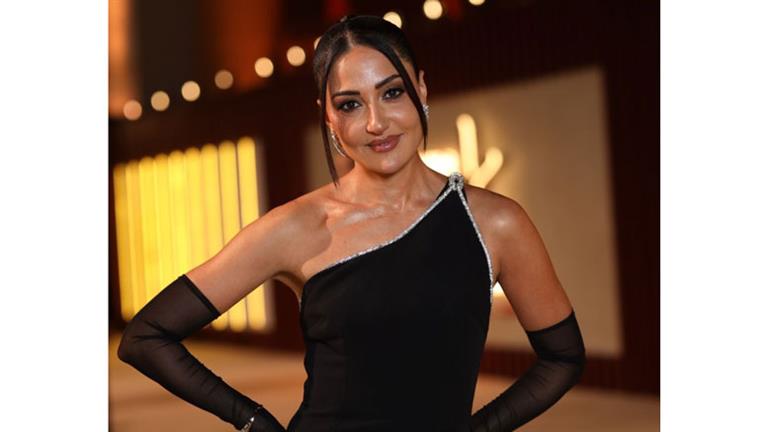 ناردين فرج تقدم حفل ختام مهرجان الجونة السينمائي (صور)