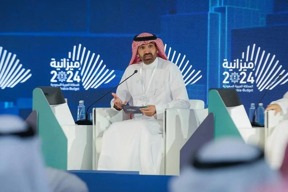 وزير «الموارد»: توظيف 2.3 مليون سعودي في «الخاص» في 2023.. ومشاركة المرأة 35.3%