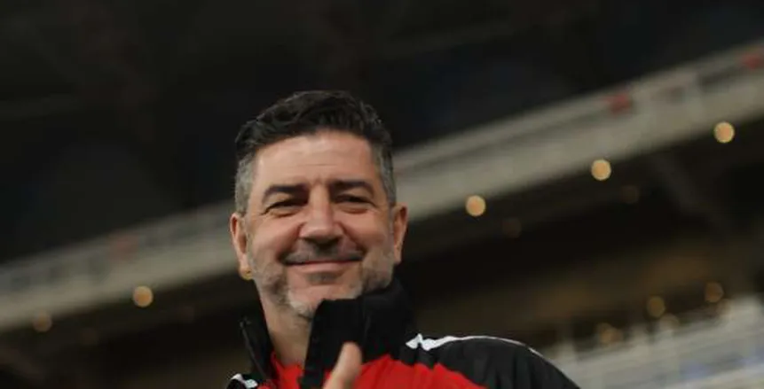 عاجل| فيتوريا يتحدث عن محمد صلاح وعشق المصريين لكرة القدم وتوقعاته بكأس الأمم