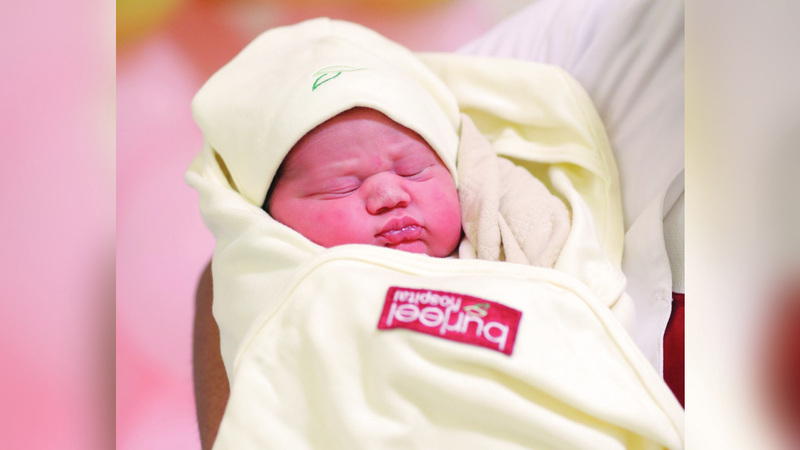 «زايد».. أول مواليد أبوظبي في العام الجديد