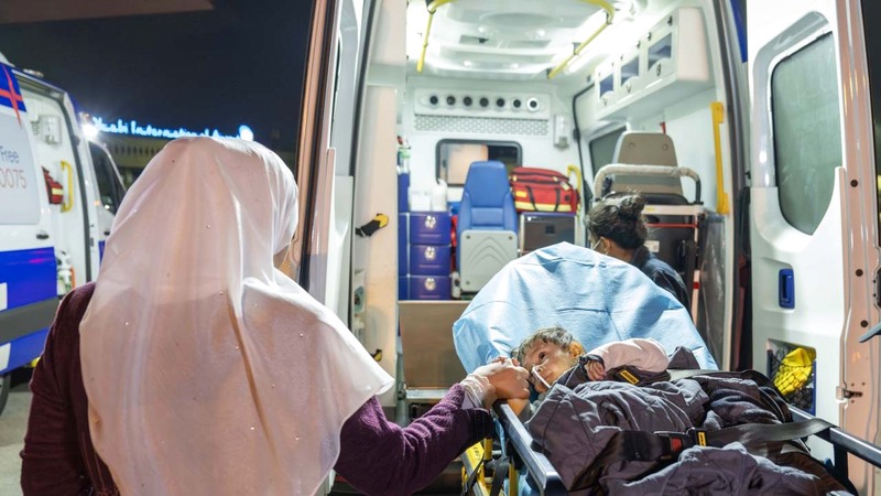 وصول الدفعة الثامنة من أطفال فلسطين الجرحى ومرضى السرطان إلى الدولة