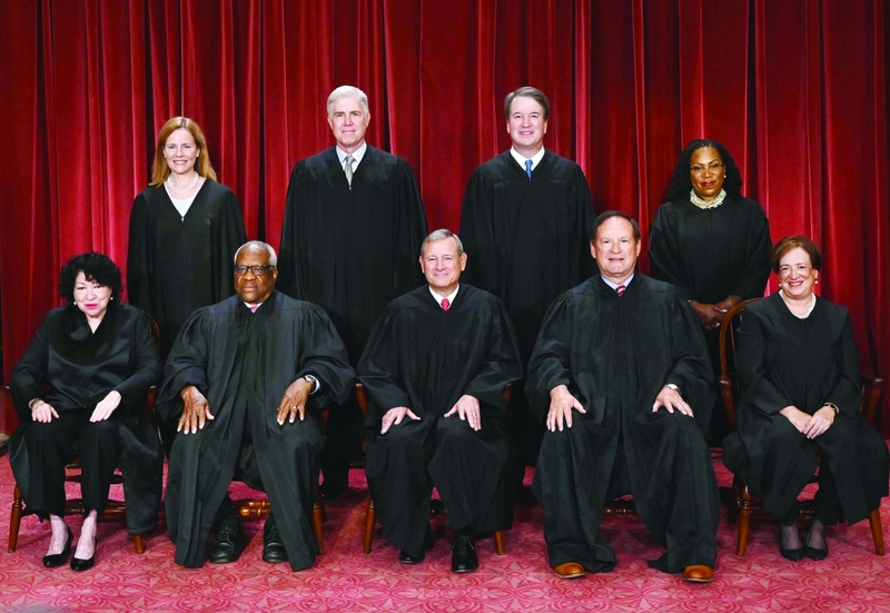 قرار المحكمة العليا يحدد مسار الديمقراطية في أميركا