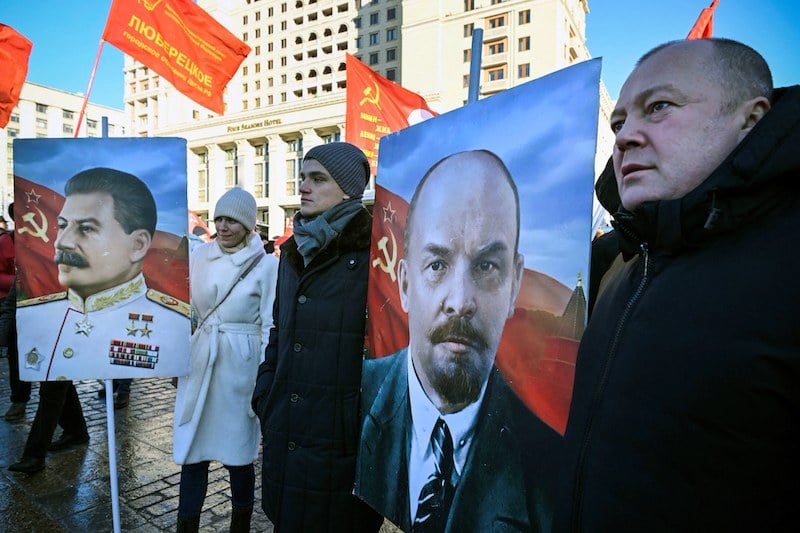 إرث لينين في روسيا ضحية النسيان والإهمال بعد مائة عام على الوفاة