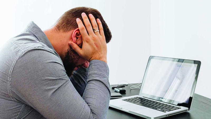 «سلخ الفرائس» أسلوب احتيالي يدرس «الهندسة الاجتماعية» للضحية