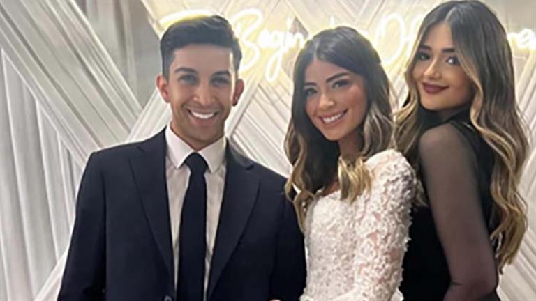 أول تعليق من ملك زاهر على خطوبة شقيقتها “ليلى” من هشام جمال