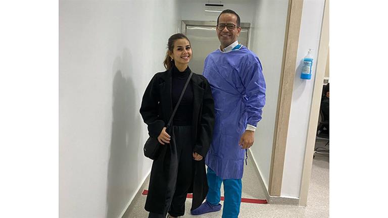 والدة منة عرفة تخضع لعملية جراحية في القلب