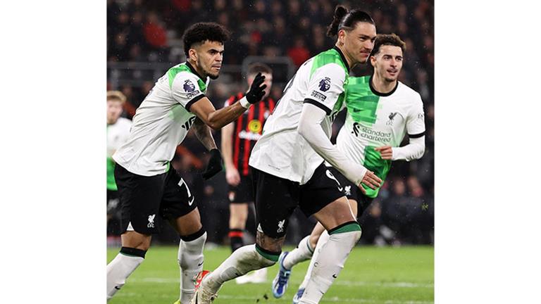 ليفربول يفوز على بورنموث برباعية بالدوري الإنجليزي الممتاز