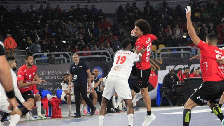 بعد مباراة نارية.. مصر تفوز على تونس وتصعد إلى نهائي أمم أفريقيا لكرة اليد