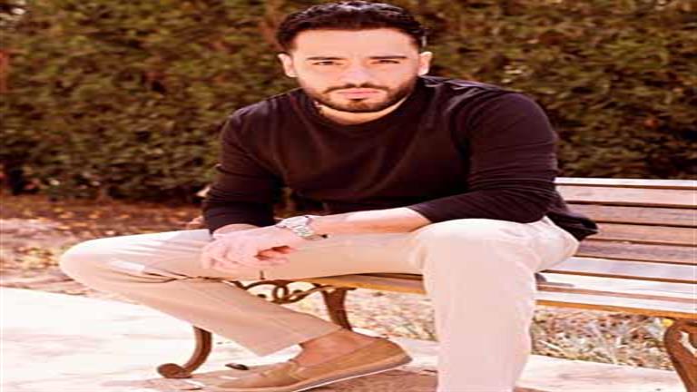 رامي جمال يعلن موعد طرح أغنيته الجديدة “وأنا بفارق”