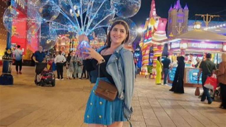 بـ “ميني جيب”.. مي عمر بإطلالة جريئة في أحدث ظهور لها