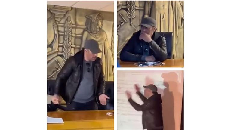 “عايز أروح للنائب العام”.. انفعال عمرو مصطفى في مؤتمر جمعية الملحنين بسبب “أم كلثوم”