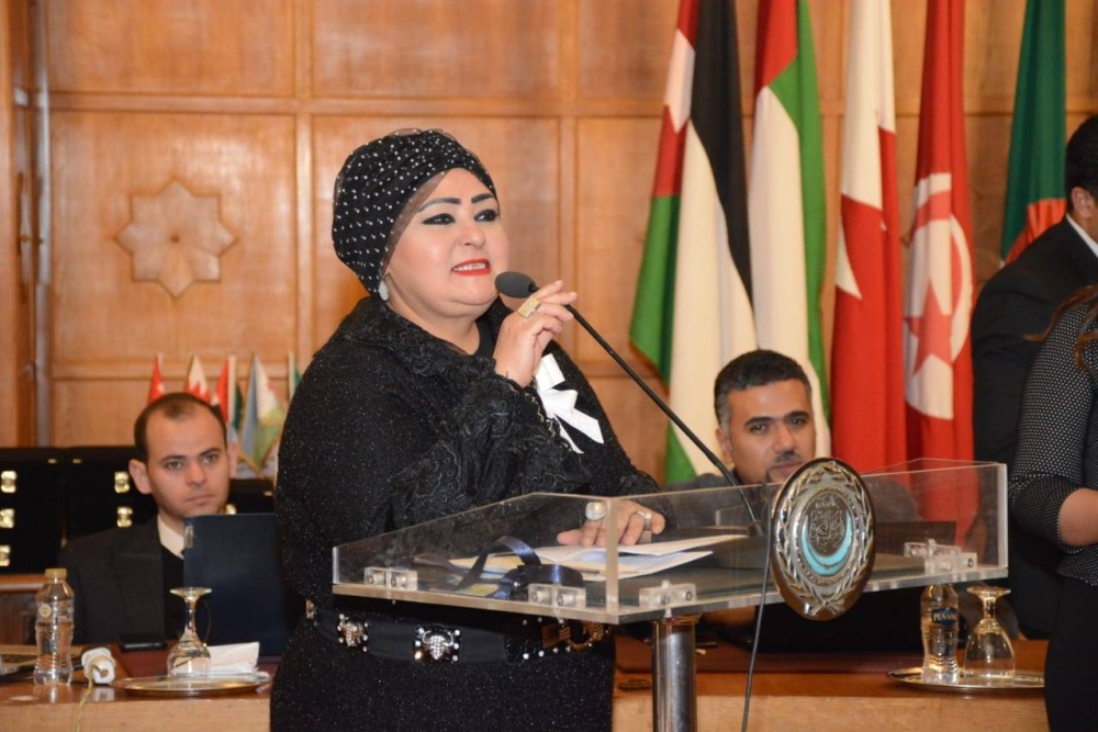 مشيرة أبو غالي لـ«عكاظ»: رؤية 2030 جعلت الشباب السعودي شريكاً أصيلاً في صناعة القرار