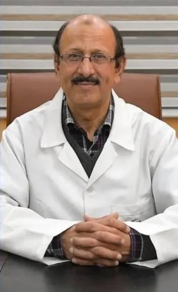 الحوثي يصفي طبيباً ويعتدي على مختطف