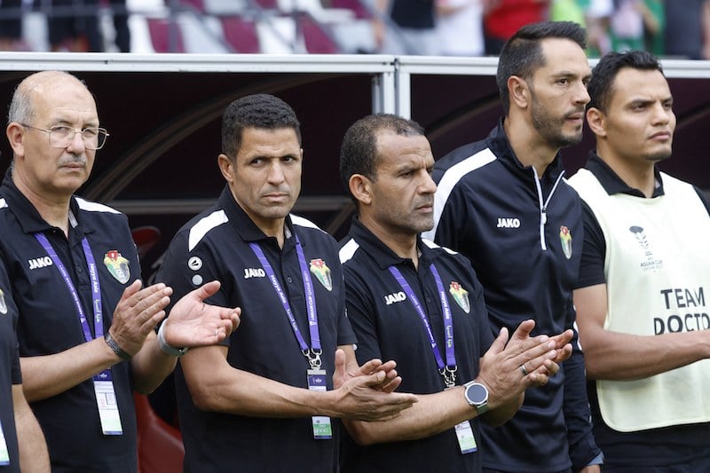 عموتة ينفي تعمد الخسارة بعد تأهل الأردن