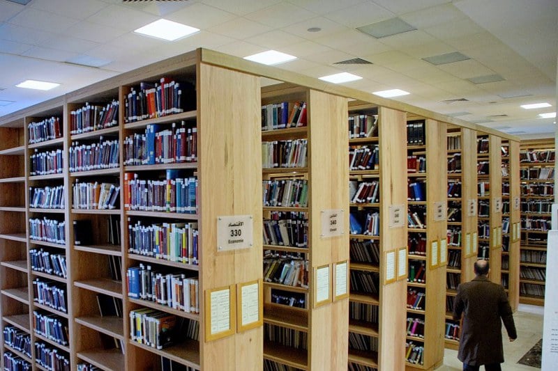 مكتبة “آل سعود” تعزز رصيد “الدوريات”