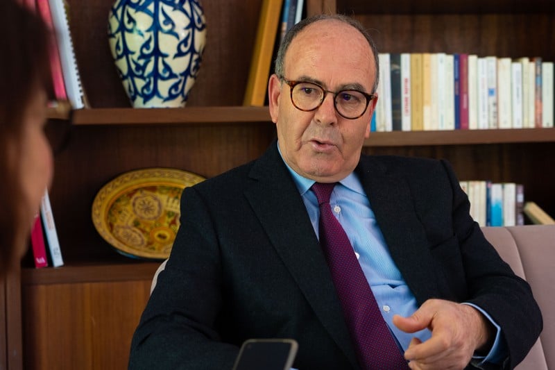 بن شماس: “البام” يعيش أزمة صعبة.. و”إسكوبار الصحراء” أصاب الحزب بأضرار بليغة