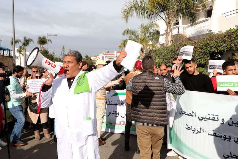 الحكومة تقدم عرضا جديدا لشغيلة الصحة.. رفع التعويضات ما بين 1500 و1200 درهم