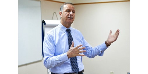 مركز كونا لتطوير القدرات الإعلامية يعقد البرنامج التدريبي تحليل وتوثيق البيانات