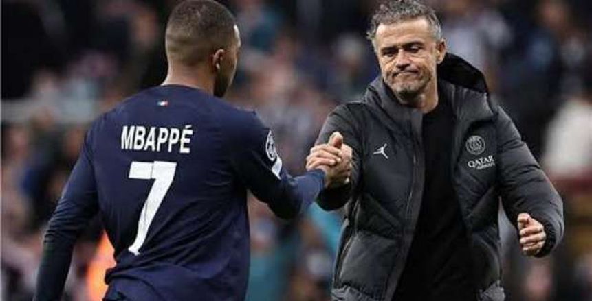 مكالمة هاتفية بين إنريكي والخليفي تعقد موقف مبابي مع باريس سان جيرمان