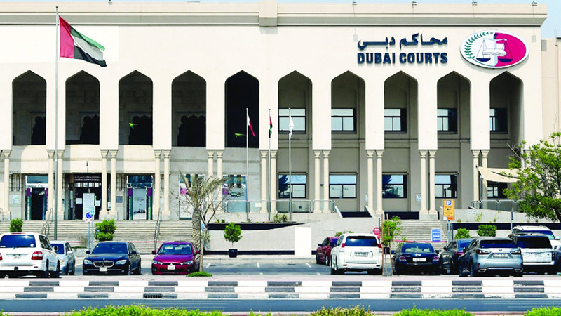 إلزام موظف بردّ 900 ألف درهم اختلسها من شركة