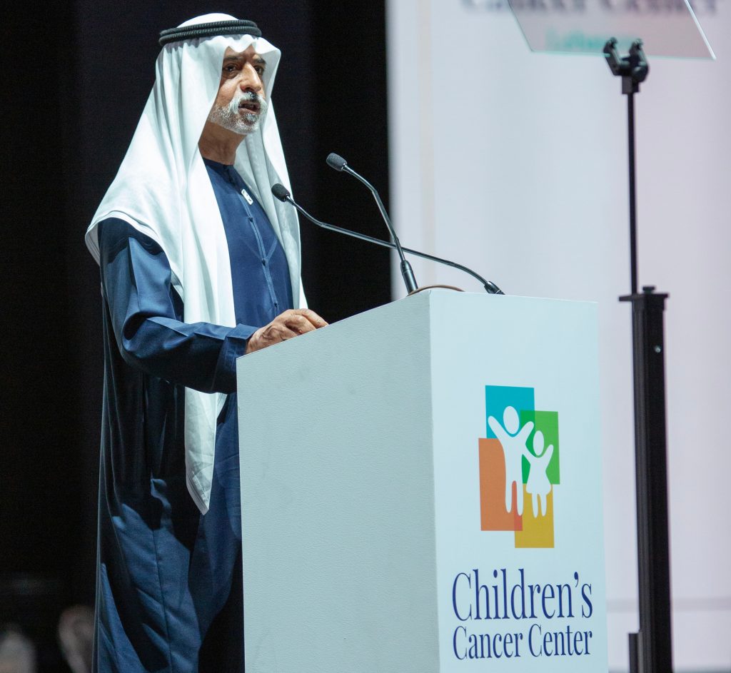 الإمارات القلب النابض بالمشاعر الإنسانية النبيلة تبادر إلى عمل الخير ودعم الأشقاء