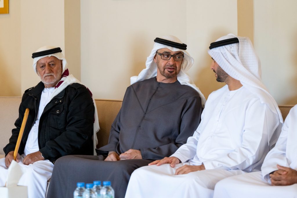 رئيس الدولة يعزي في وفاة عبدالله المقبالي في حتا