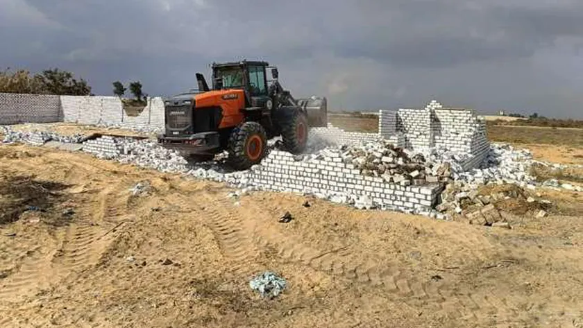 إزالة 19 مخالفة في حملات مكبرة بمدن وقرى الإسماعيلية