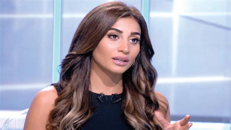 دينا الشربيني تكشف عن رأيها في فكرة الزواج – فيديو