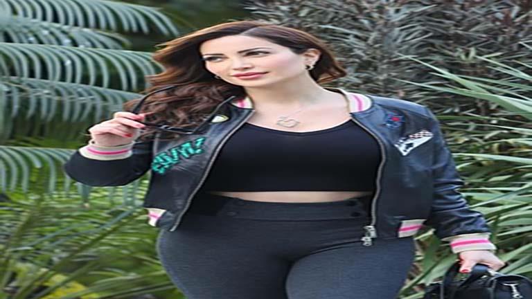 بإطلالة كاجوال.. نسرين طافش تخطف الأنظار في أحدث ظهور لها