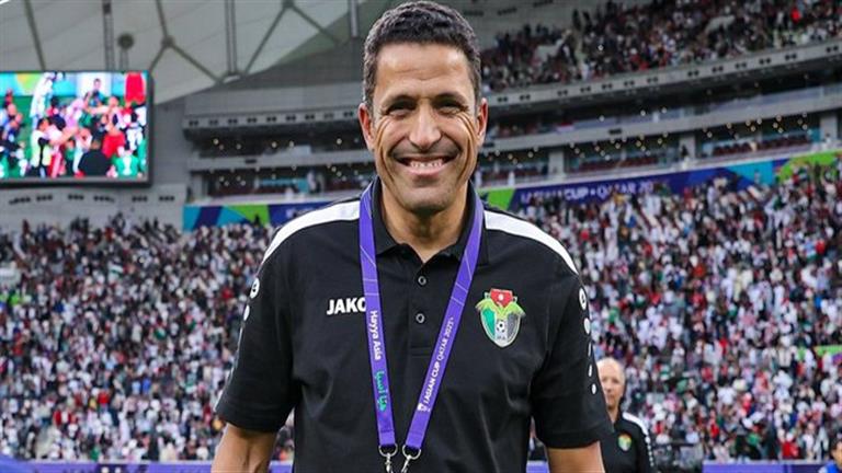 “من هزيمة ساحقة أمام اليابان إلى نهائي كأس آسيا”.. عموته يصنع التاريخ ويخلف التوقعات