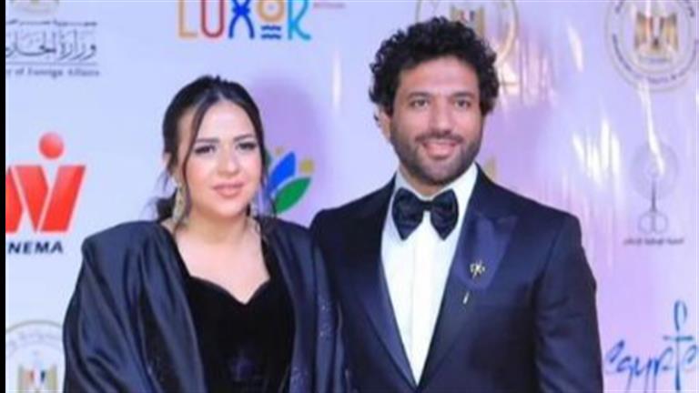 دنيا سمير غانم تهنئ شقيقتها بمناسبة تكريمها بمهرجان الأقصر: “أجمل نجمة وأخف دم”