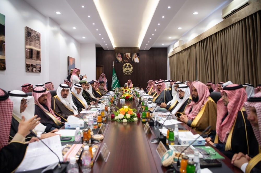 نائب أمير منطقة مكة المكرمة يزور محافظات تربة ورنية والخرمة