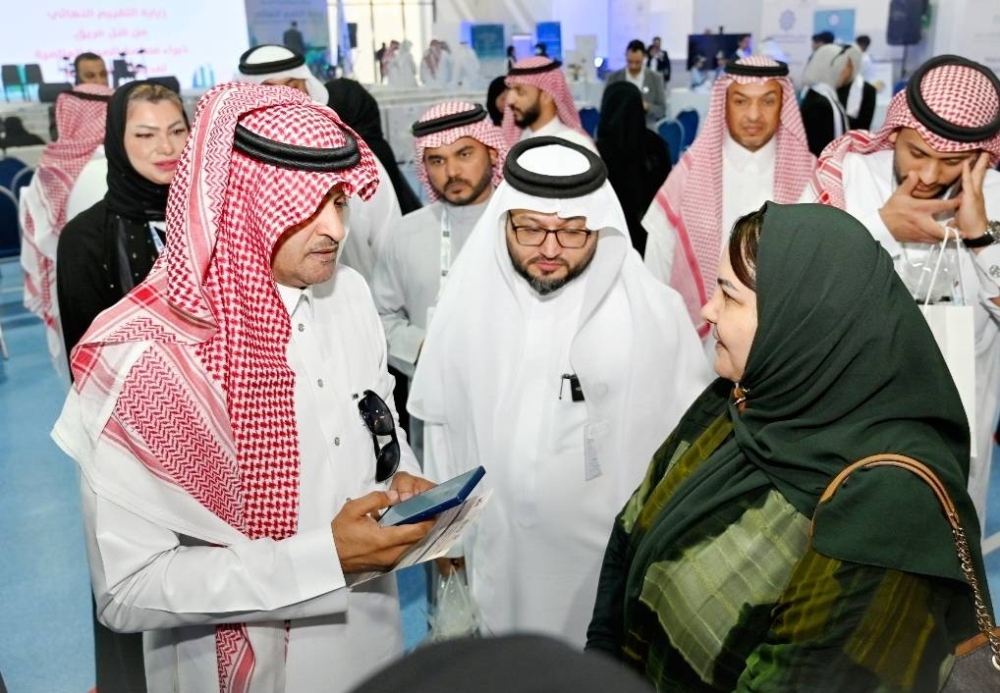 خبيرة منظمة الصحة العالمية لـ«عكاظ»: برنامج المدارس الصحية بجدة يعزز الوعي الصحي للطلبة