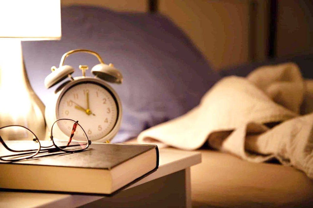 للنساء فقط.. نوْمكُنَّ أقل من 5 ساعات يُصيبكن بالسكتة