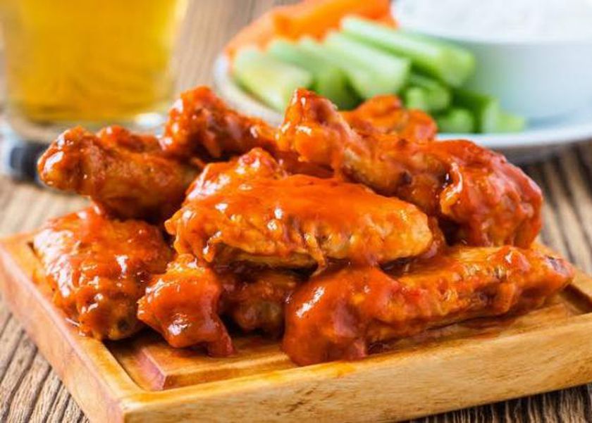 3 وصفات لطهي أجنحة الدجاج.. حضريها بنصف كيلو فقط