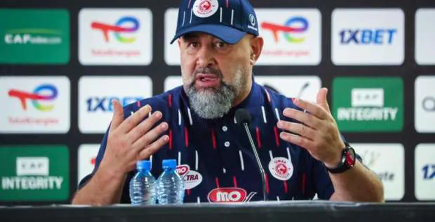 عاجل.. رد مفاجئ من مدرب سيمبا على سؤال «هل يستحق الأهلي تحقيق لقب أفريقيا» ؟