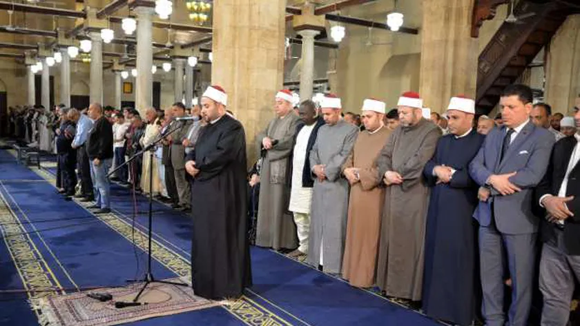 مواقيت الصلاة في الإسماعيلية اليوم الأحد 17-3-2024