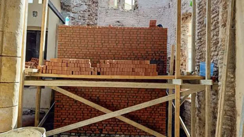 بدء إنشاء المئذنة الجديدة بمسجد أبو غنام الأثري ببيلا في كفر الشيخ