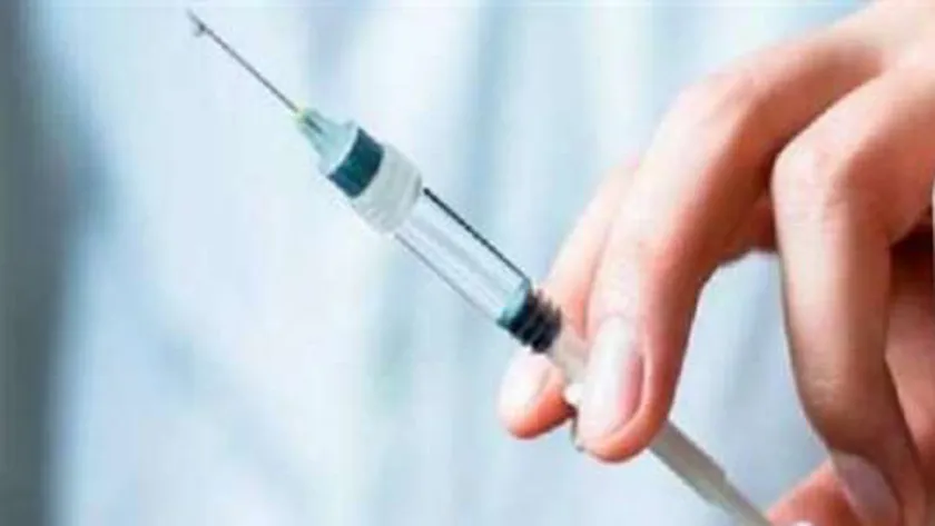 حكم أخذ الحقنة في نهار رمضان.. دار الإفتاء توضح (فيديو)