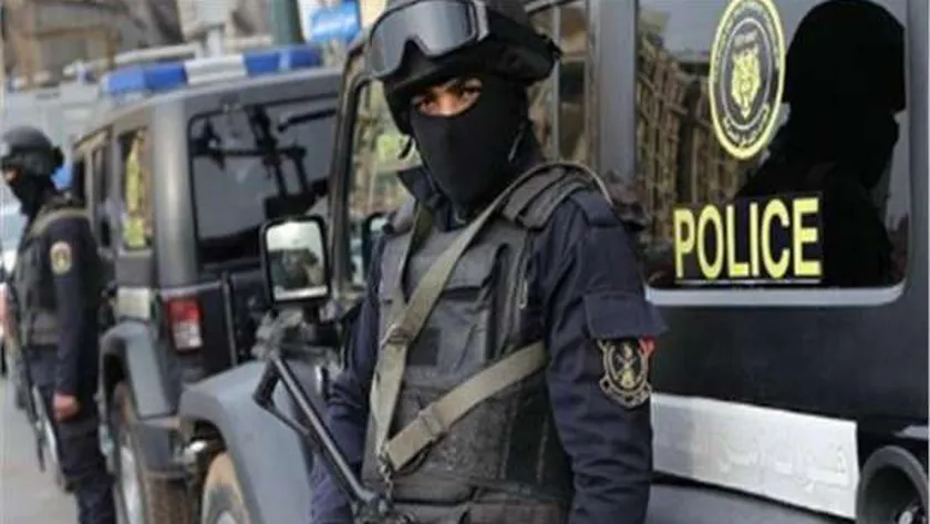 ضبط كميات كبيرة من المبيدات والمخصبات الزراعية مجهولة المصدر في المنوفية