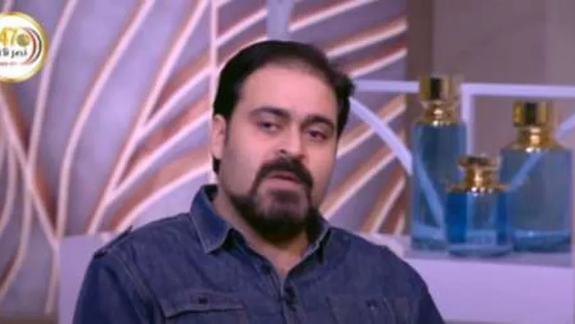 أحمد الرافعي يكشف كواليس التعليق الصوتي في مسلسل الحشاشين