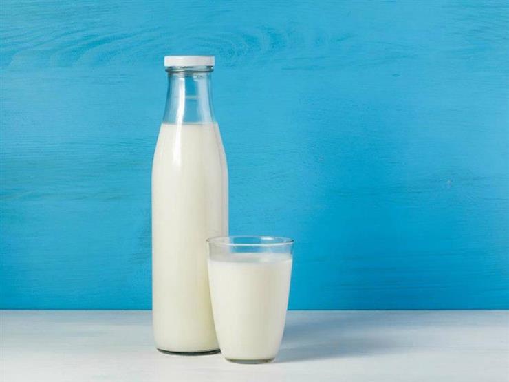 الجاموسة مش مصدقة.. حقيقة ارتفاع أسعار اللبن رغم تراجع الدولار