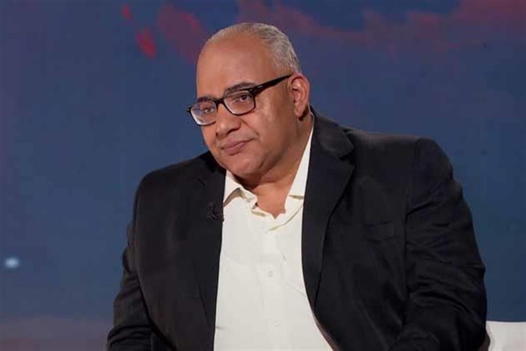 “مبقدرش أقف على رجلي”.. ما المرض الذي يعاني منه الفنان بيومي فؤاد؟