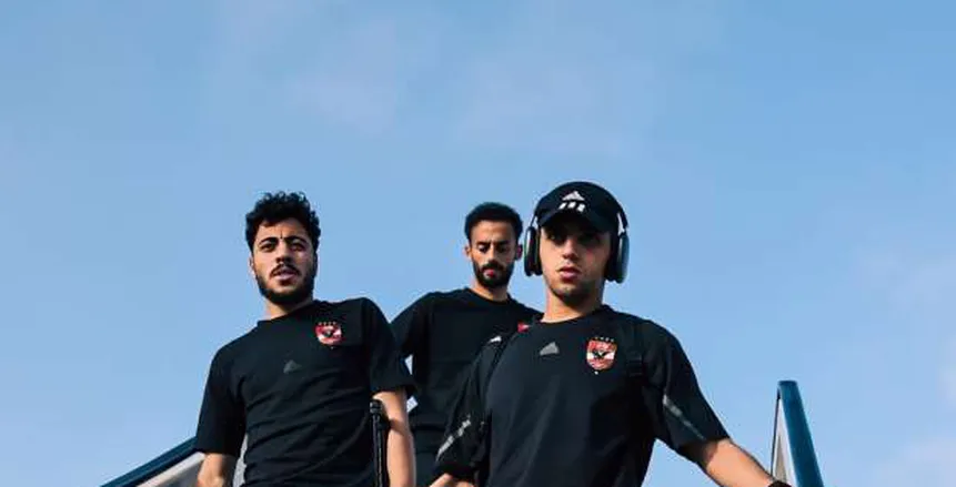 وصول بعثة الأهلي إلى القاهرة بعد رحلة طيران 8 ساعات «صور»
