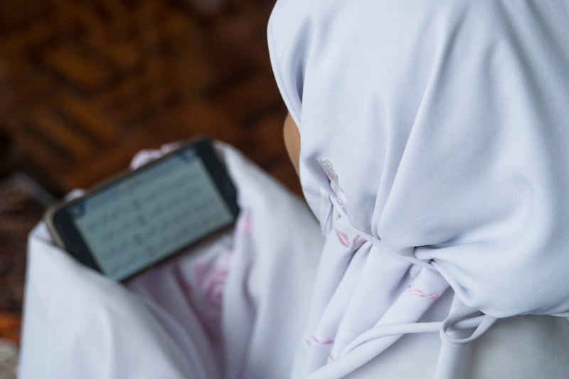 “جرأة واستهزاء” .. صفحات فيسبوكية تؤلف سورا قرآنية بالدارجة المغربية