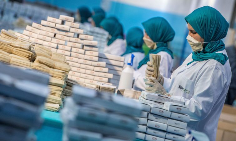 النساء يجدن صعوبات في ولوج سوق الشغل بسبب رفض العائلات وفقا لمندوبية التخطيط