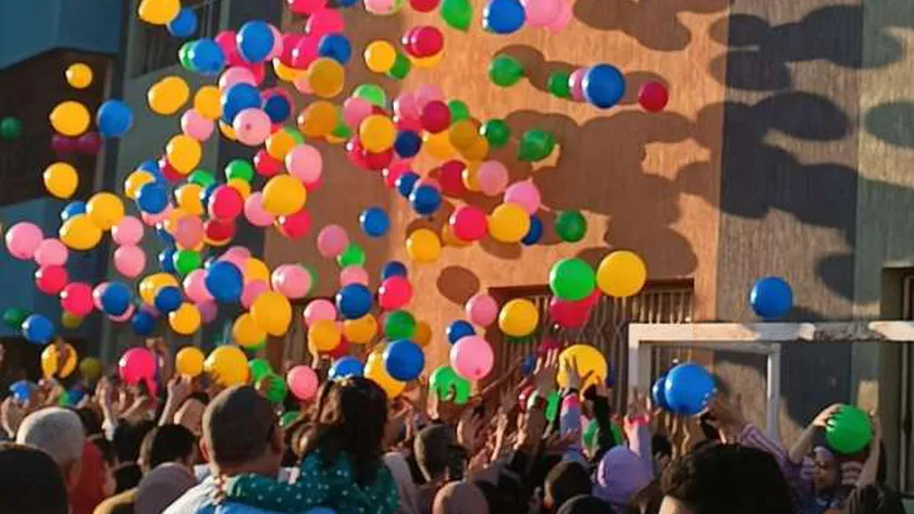 «بلالين وهدايا وزهور».. احتفالات عيد الفطر المبارك في القليوبية