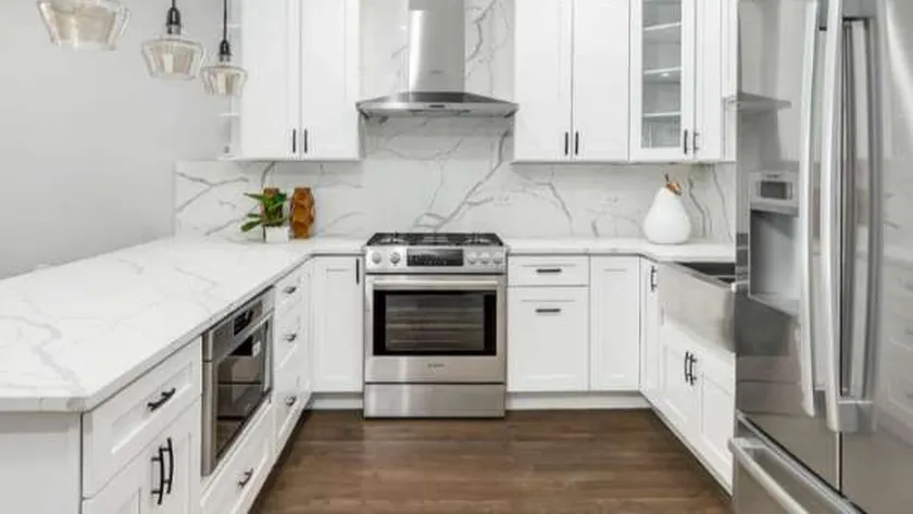 بمكون منزلي.. طريقة تنظيف سقف المطبخ من الدهون والأوساخ